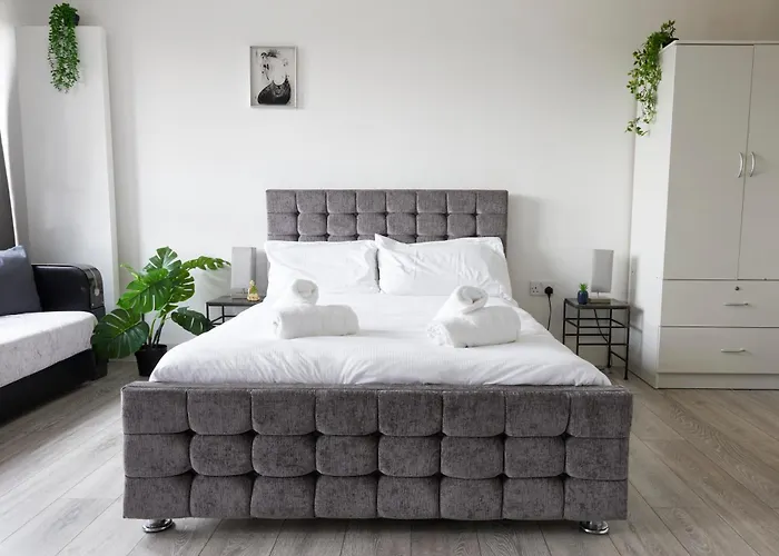 Shoreditch / Brick Lane - Studio